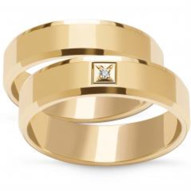 zk071 Złote obrączki zdobione fazowane 5mm model zk071